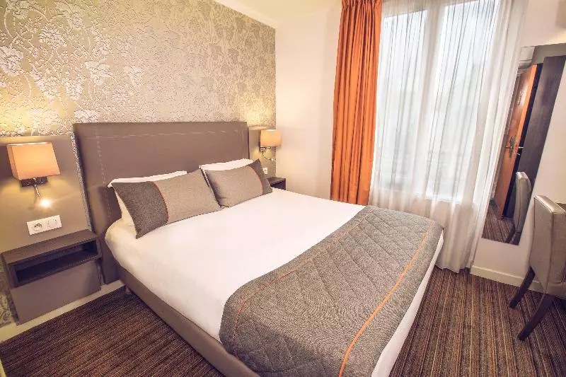 スーペリアールーム, Timhotel Tour Eiffel