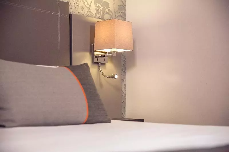 スーペリアールーム, Timhotel Tour Eiffel