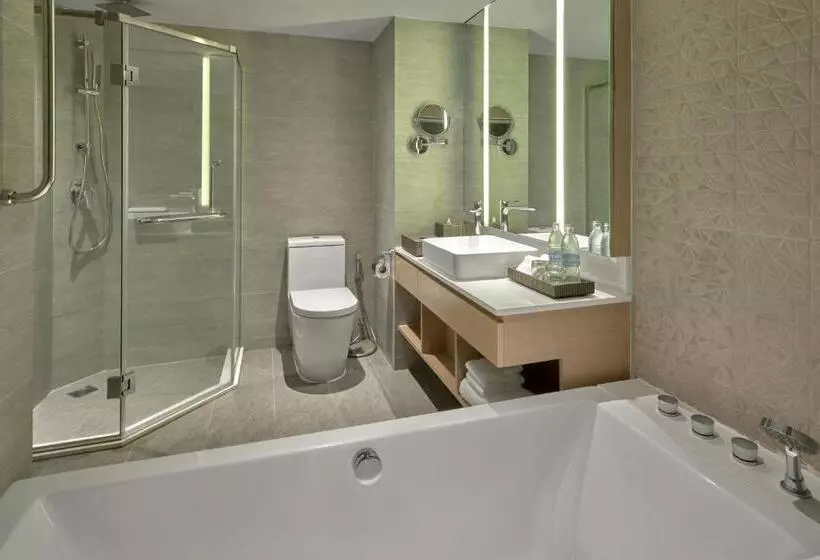 اتاق استاندارد در طبقه همکف, Phuket Marriott Resort & Spa Merlin Beach