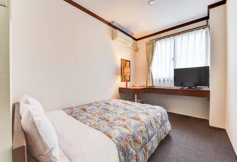 חדר סטנדרט, Crane Tachibana