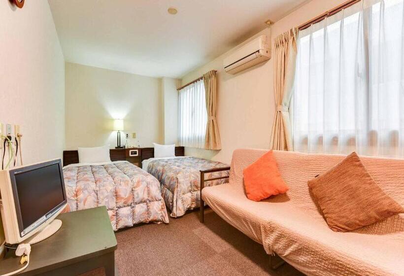 חדר סטנדרט, Crane Tachibana