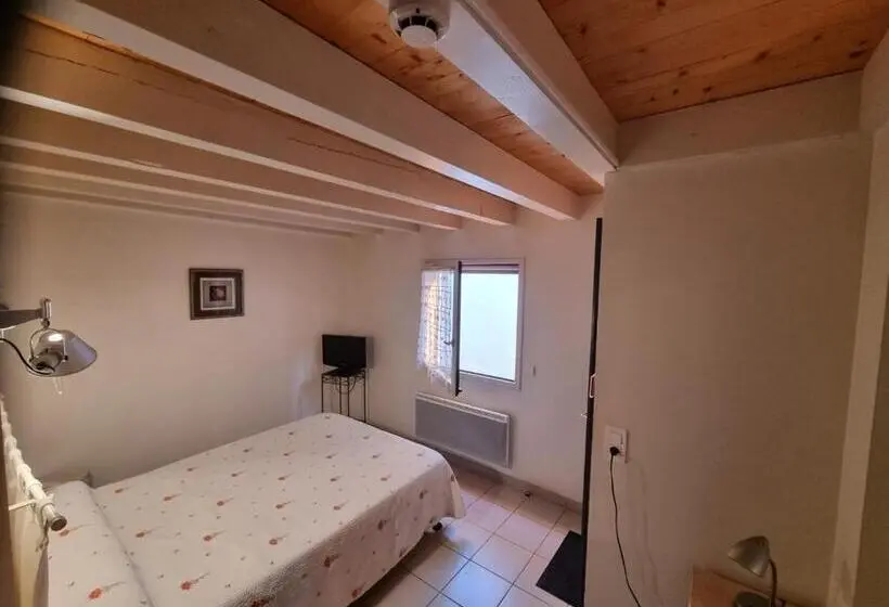 Economy-huone, Le Relais De La Tour