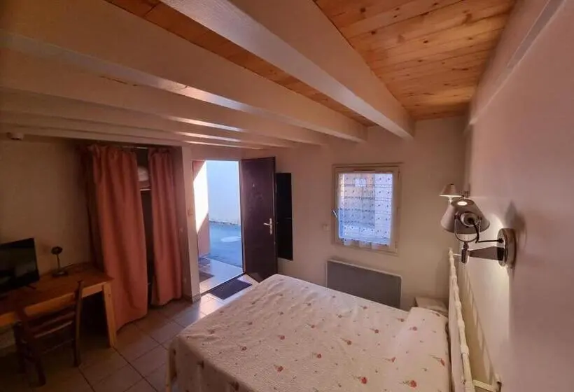 Economy-huone, Le Relais De La Tour