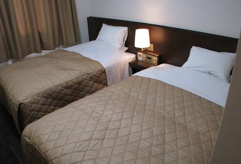 غرفة قياسية, Nami