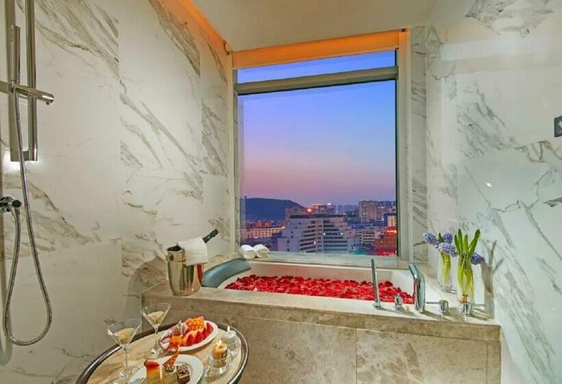 스탠다드 룸, Wen Ling International