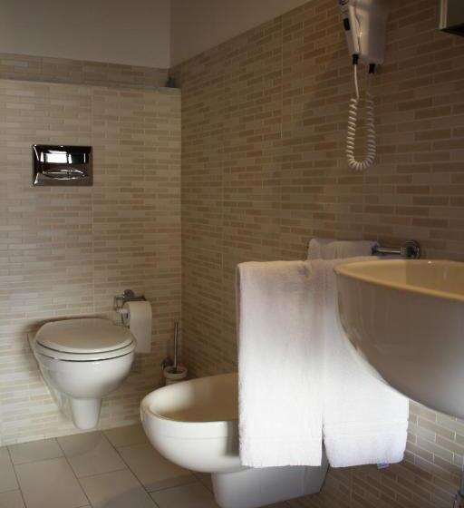 スタンダード４人部屋, B&b 5 Sensi