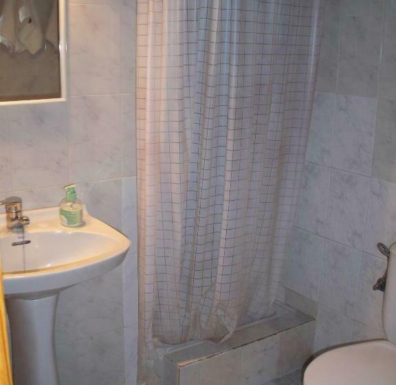 스탠다드 룸, Pensión Las Tres Golondrinas