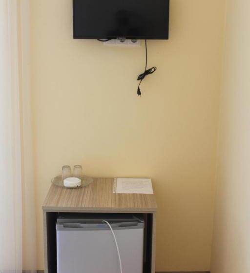 اتاق لوکس با بالکن, Okro Life