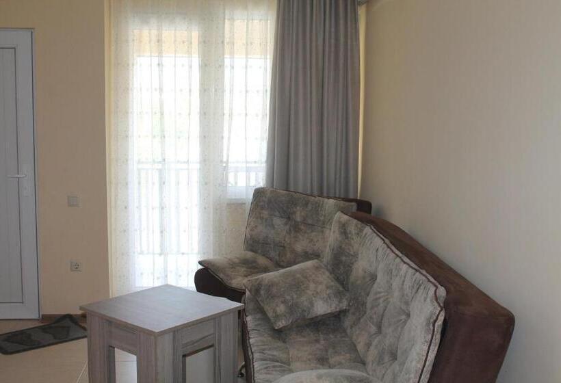 سوییت, Okro Life