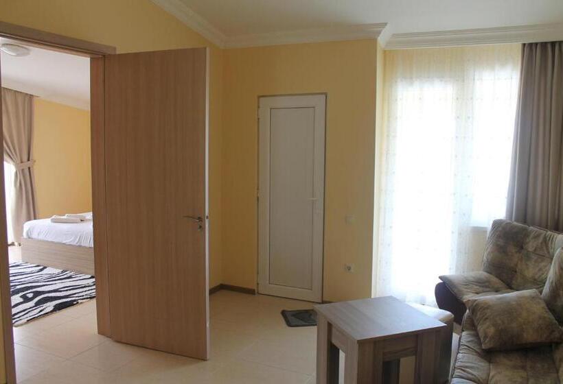 سوییت, Okro Life