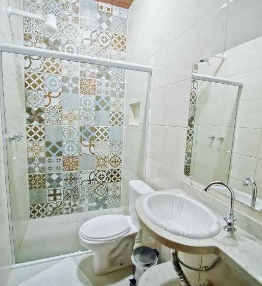 标准三人间, Vila Noah Pousada