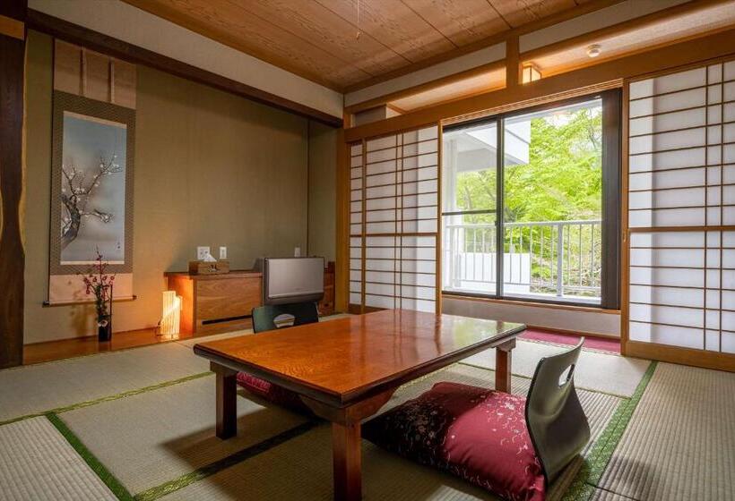 Номер Economy с общей ванной комнатой, Nikko Nationalpark Kawamata Onsen Kura