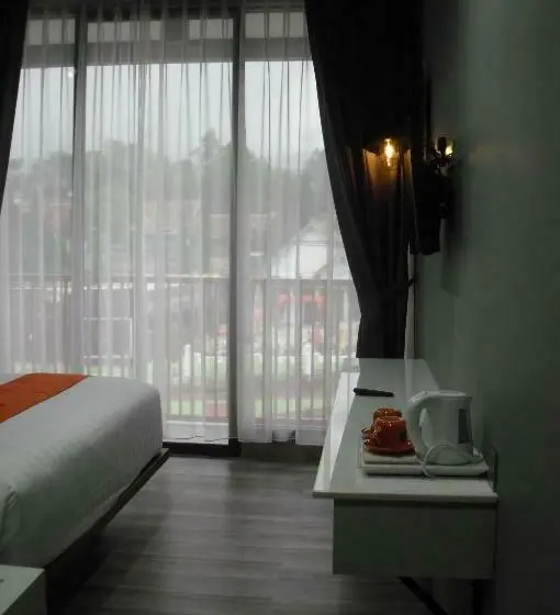 Chambre Deluxe avec Balcon, Sturgis Boutique Hotel Cipanas