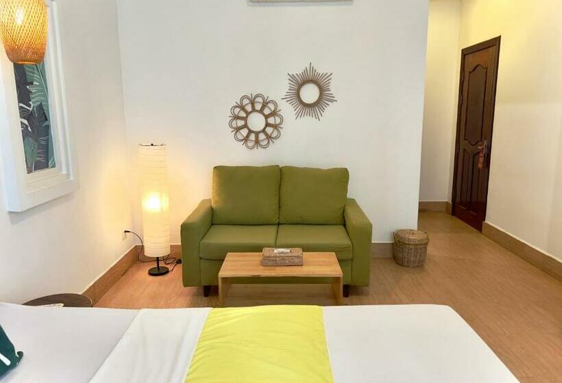 带大床的豪华间, The Place Hostel Siem Reap Angkor