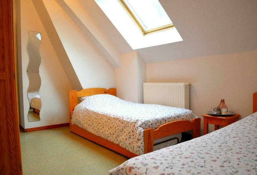 Номер Стандарт, Auberge La Cure