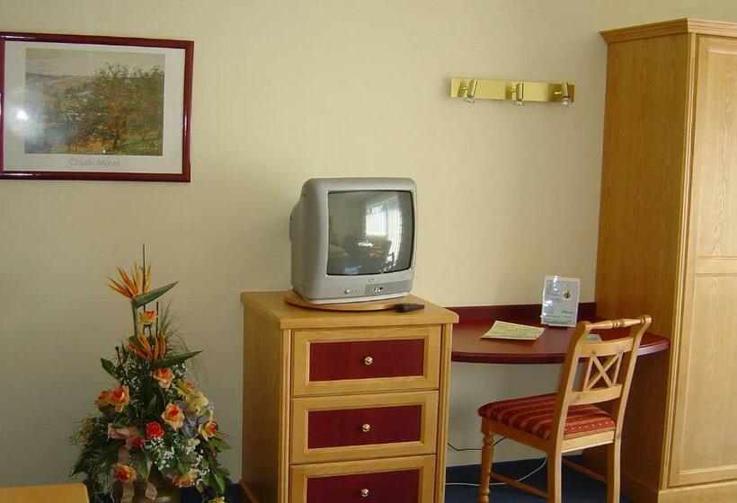 اتاق استاندارد, Garni Hubertushof