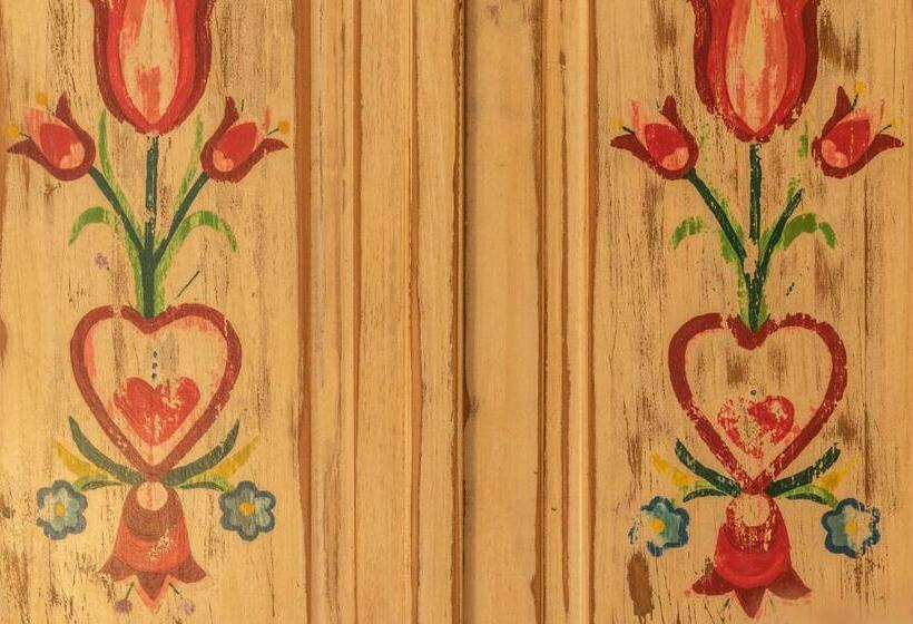 Classic-huone, Corona Villa