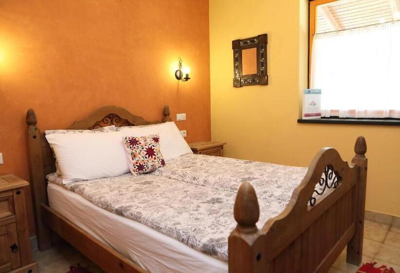 Economy-huone, Corona Villa