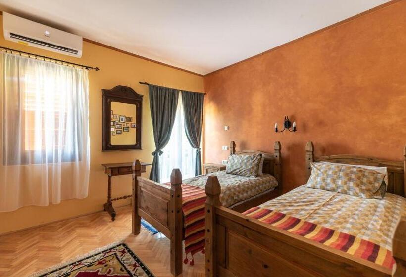 Standard-huone Parveke, Corona Villa