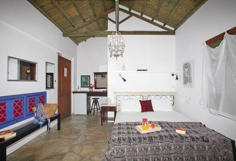 اتاق سوپریور با بالکن, Aperanto Galazio