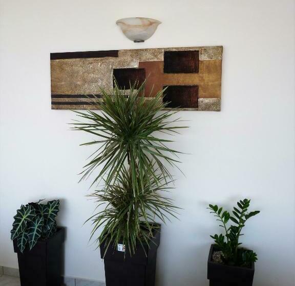 اتاق سوپریور, Artemision