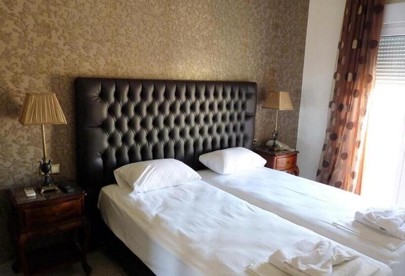 اتاق سوپریور, Artemision