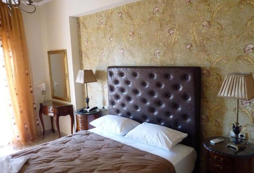 اتاق سوپریور, Artemision