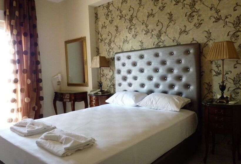 اتاق سوپریور, Artemision