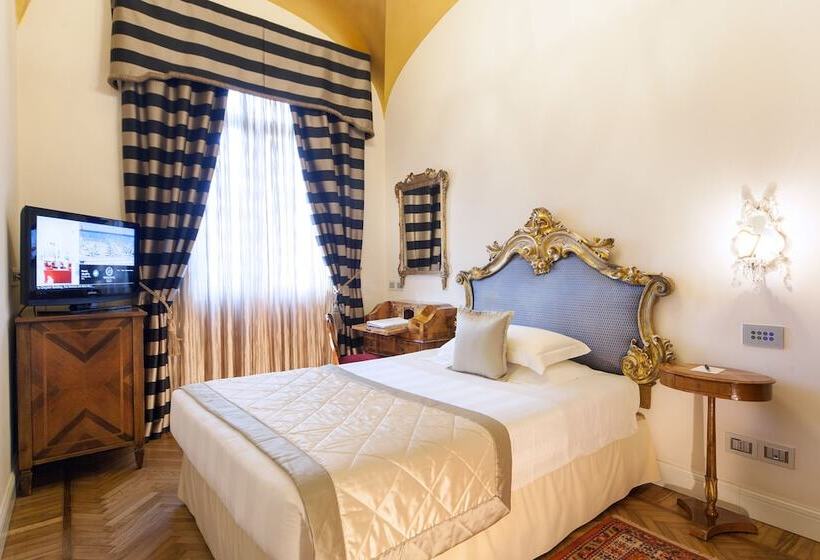 اتاق اجرایی یک تخته, Grand Hotel Rimini