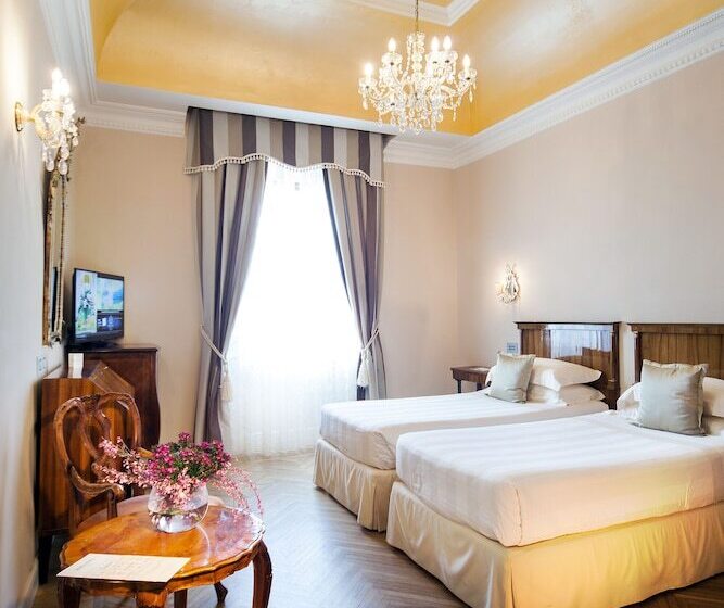 اتاق اجرایی سه نفره, Grand Hotel Rimini