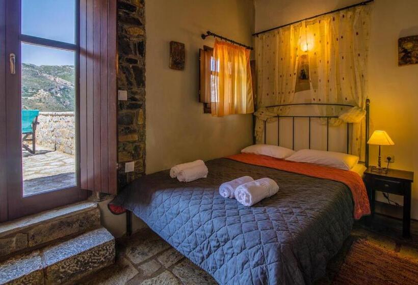 テラス付きスタンダードルーム, Psamathous Guesthouse