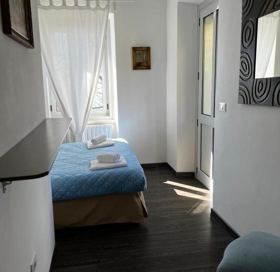 Standardzimmer mit Meerblick & Balkon, Villa Tergeste