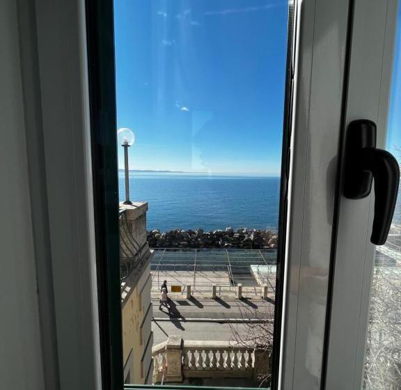 Standardzimmer mit Meerblick, Villa Tergeste