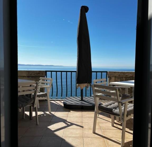 Standardzimmer mit Terrasse, Villa Tergeste