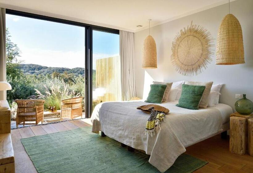 수피리어 룸, Domaine De Peretti Della Rocca