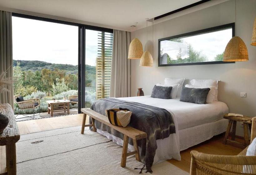 디럭스 룸, Domaine De Peretti Della Rocca