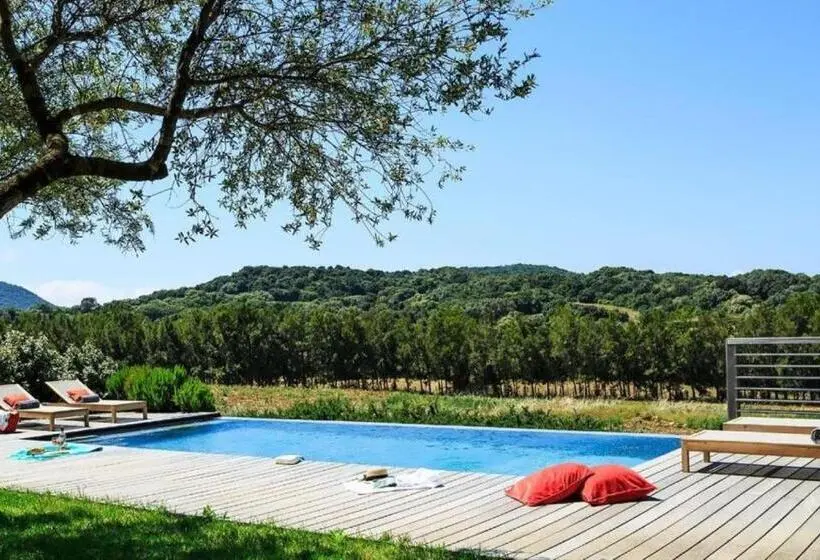 ویلای یک اتاق خوابه با استخر شنا, Domaine De Peretti Della Rocca