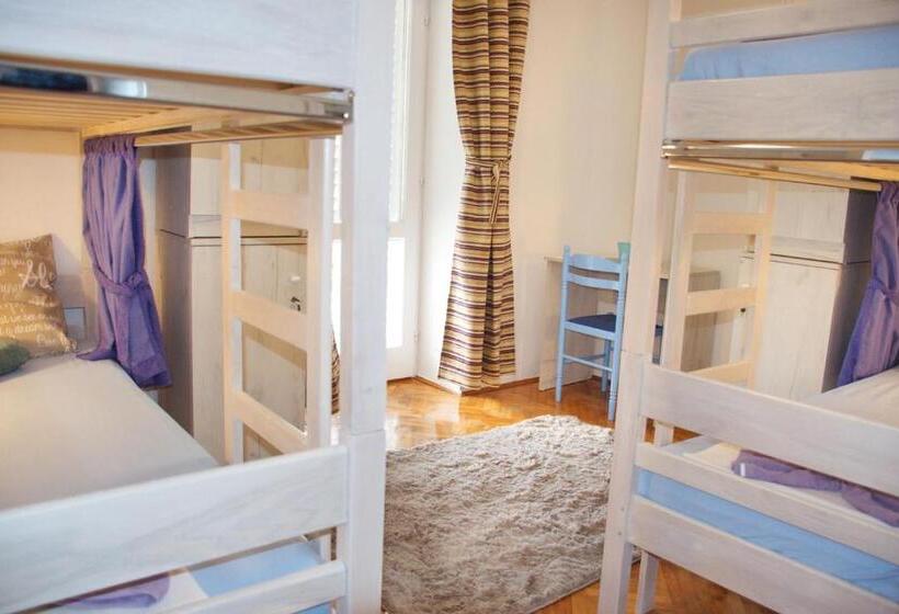 共用房间的床, Hostel Casa La Cha