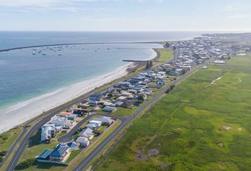 Номер Стандарт, The Victoria