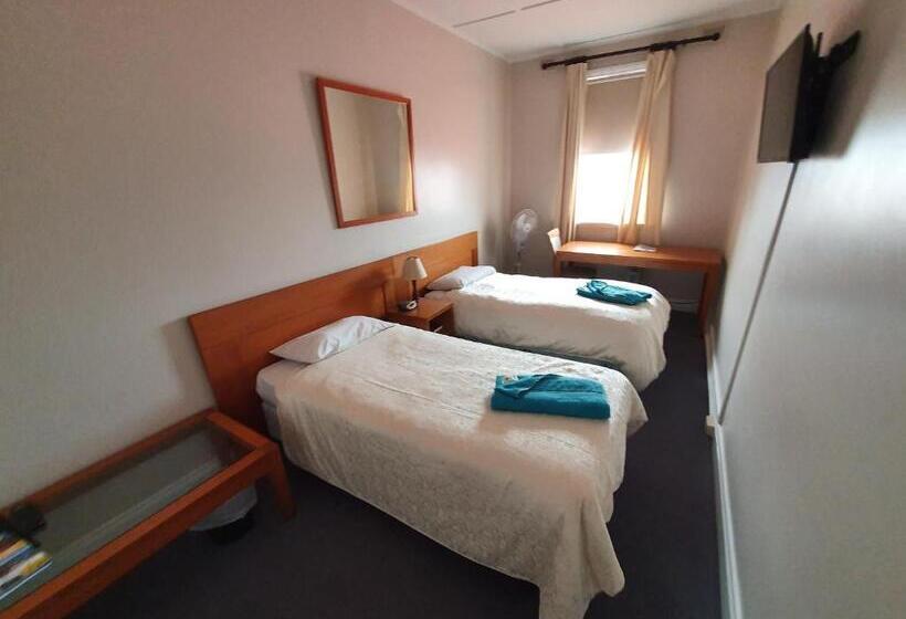 Номер Стандарт, The Victoria