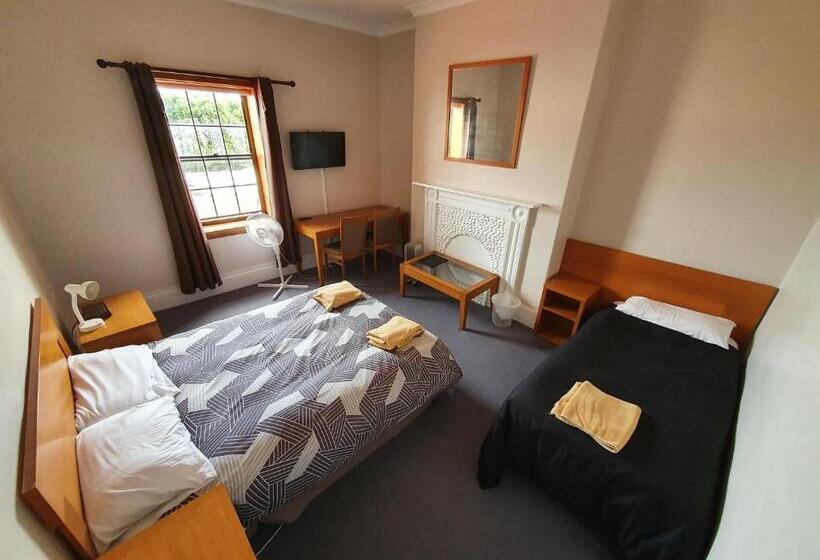 Семейный Номер, The Victoria