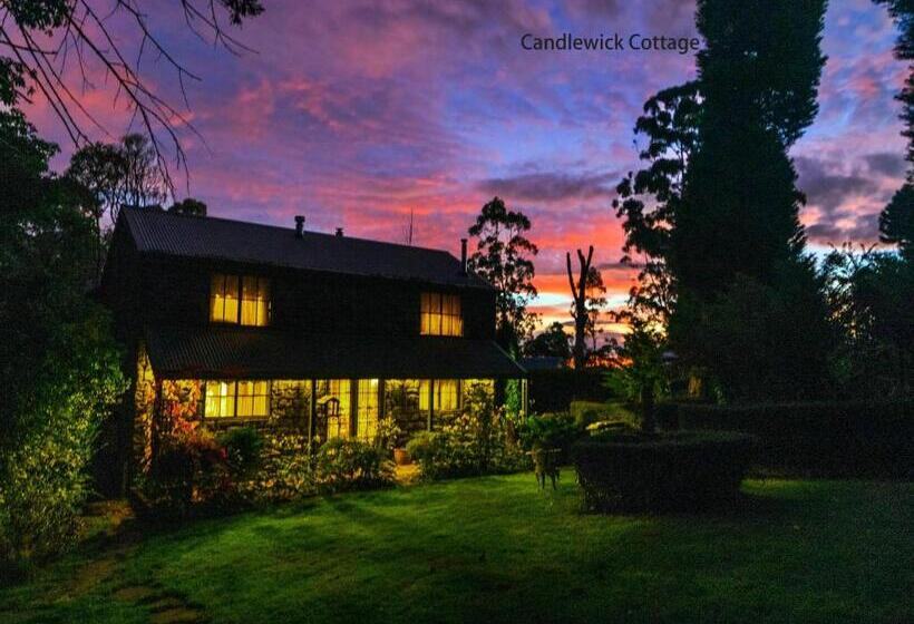 کابین, Observatory Cottages