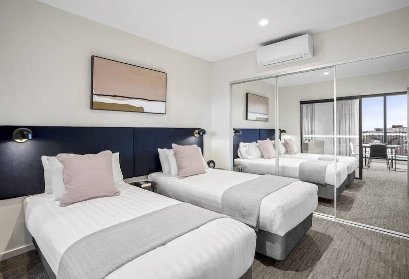 ２ベッドルームアパートメント, Quest Preston