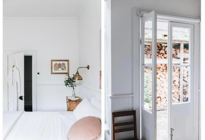 Casa 1 Quarto, The Main House @ Poets Lodge
