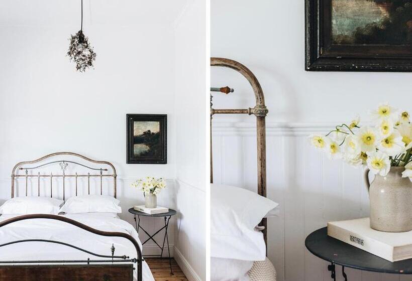 4间卧室的房子, The Main House @ Poets Lodge