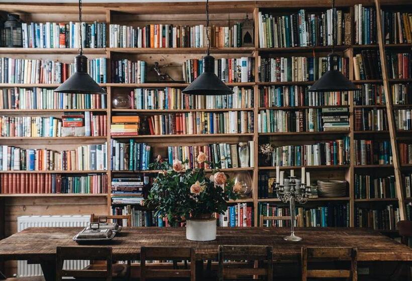 1间卧室的房子, The Main House @ Poets Lodge