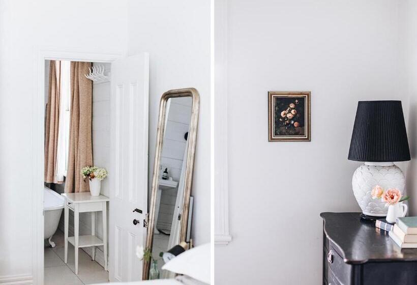 3间卧室的房子, The Main House @ Poets Lodge