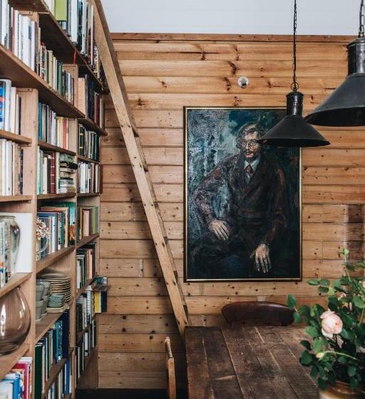 3间卧室的房子, The Main House @ Poets Lodge