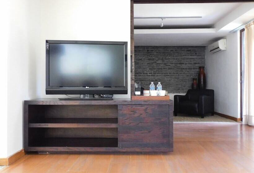 סוויטת ג'וניור, & Spa Luna Canela Boutique