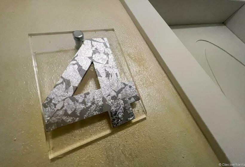 اتاق استاندارد, The Gallery Boutique Rooms